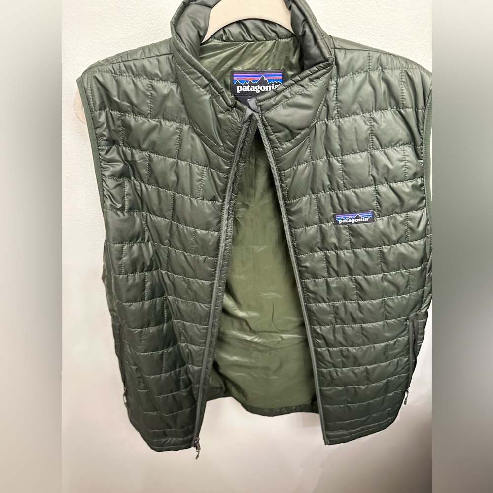 Men’s Green Patagonia Vest